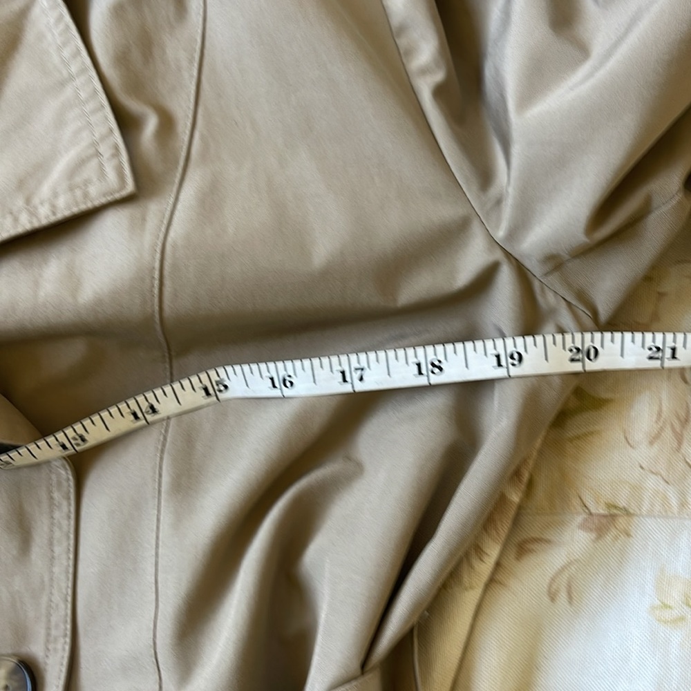 Short trench coat women’s size large - Picture 5 of 9